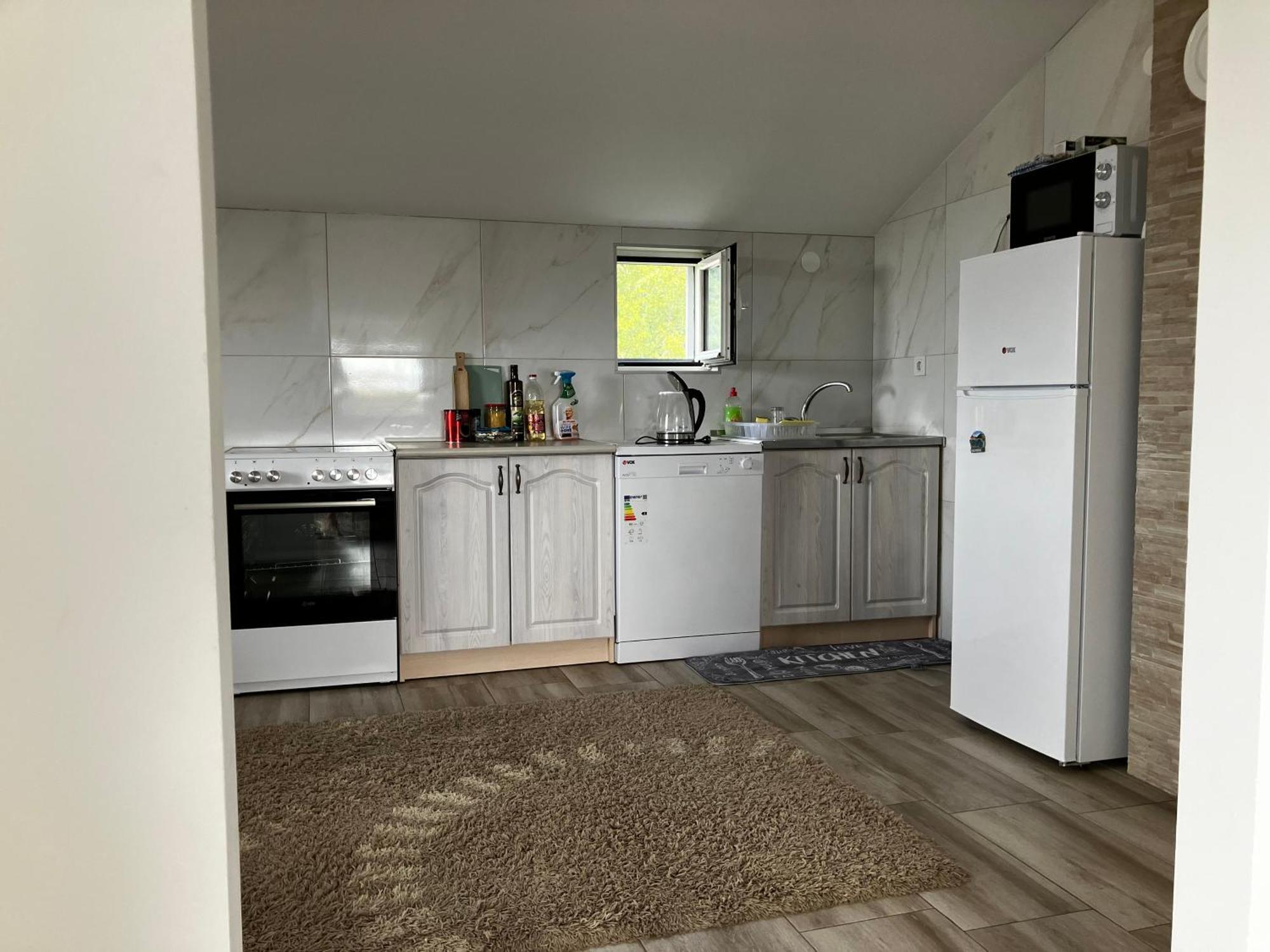 Cozy, Fully Equipped, Free Parking&wifi, Quiet, 2bd Апартаменты Подгорица
