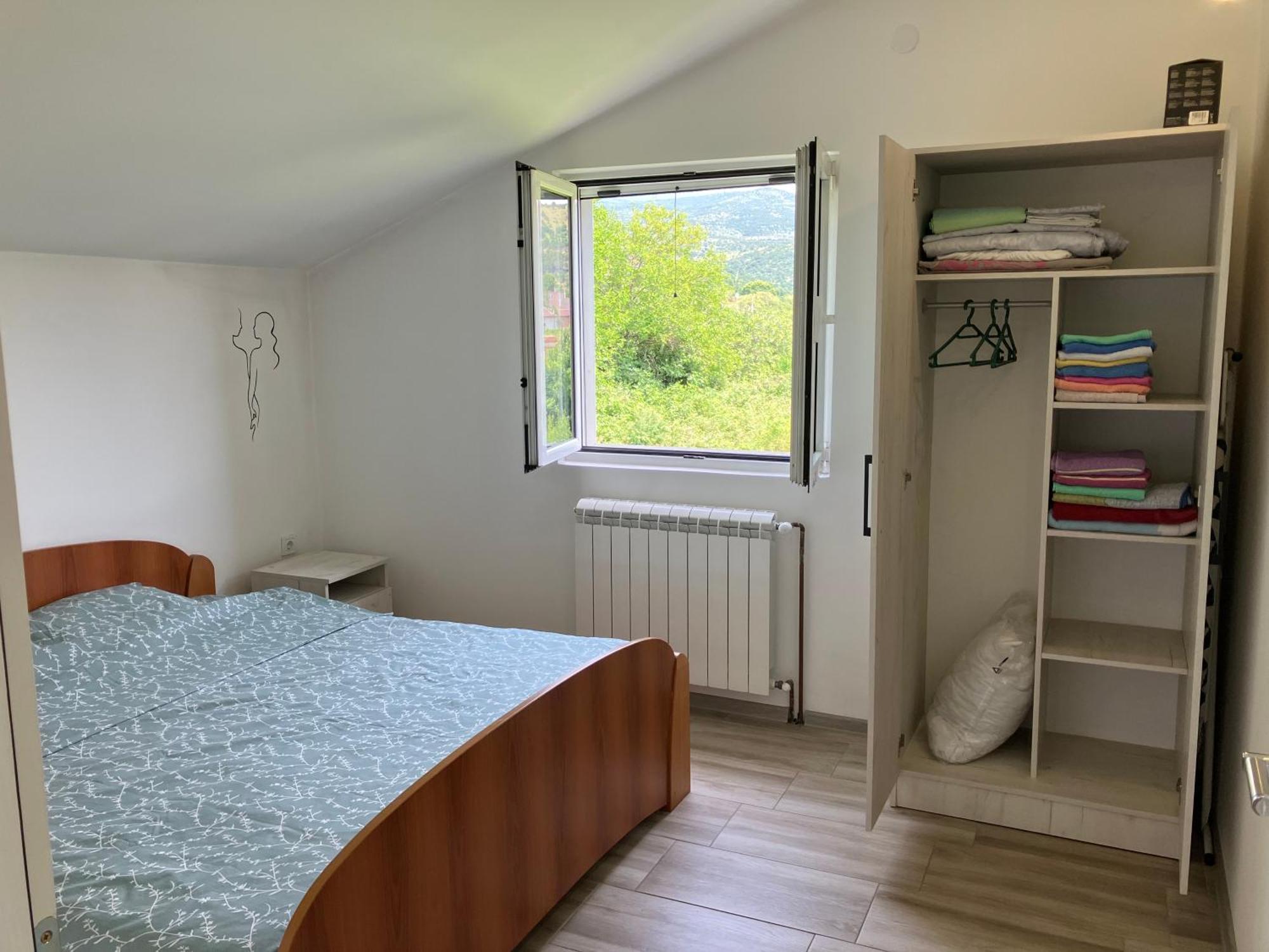 Cozy, Fully Equipped, Free Parking&wifi, Quiet, 2bd Подгорица